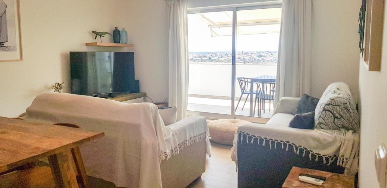 Apartamento T2 Vista Rio Arade - ポルティマン エクステリア 写真