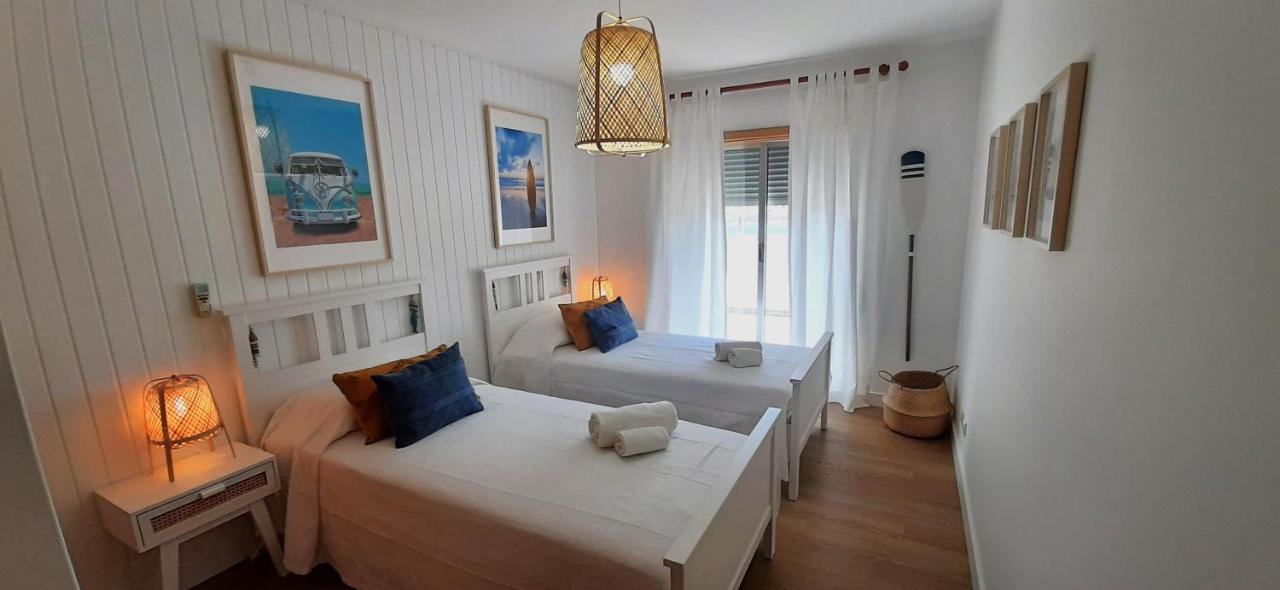 Apartamento T2 Vista Rio Arade - ポルティマン エクステリア 写真